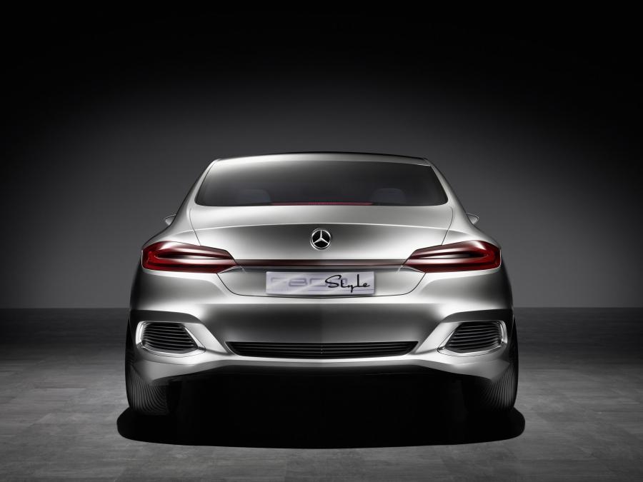  Mercedes-Benz F800 Style Research Vehicle 2010 года  (фото 8 из 193)